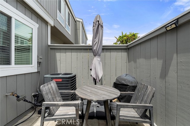 Detail Gallery Image 22 of 30 For 2730 W Segerstrom Ave #C,  Santa Ana,  CA 92704 - 2 Beds | 1/1 Baths