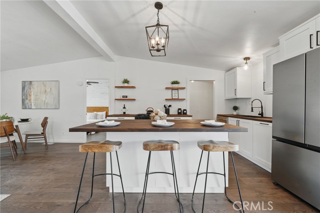 Detail Gallery Image 6 of 40 For 17222 Alameda Dr, Perris,  CA 92570 - 3 Beds | 2 Baths