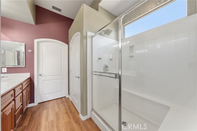 9389 Robinson Ln, Corona CA: https://media.crmls.org/medias/3284f821-f5df-483d-9538-dbe2a704f360.jpg