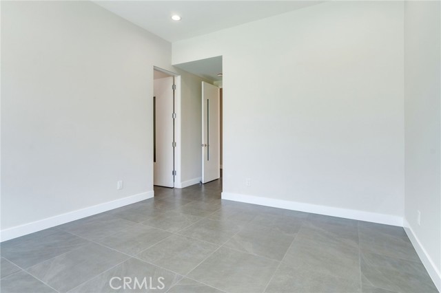 1912 Edgefair Lane, Redlands CA: https://media.crmls.org/medias/3285a359-fee6-4965-8afe-f9c3a46c548b.jpg