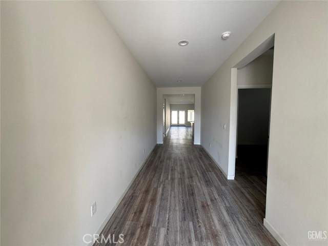 Detail Gallery Image 6 of 16 For 308 Acacia, Bakersfield,  CA 93305 - 4 Beds | 2 Baths