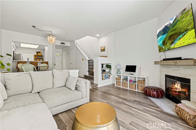 Detail Gallery Image 10 of 26 For 24512 Mcbean Pkwy #58,  Valencia,  CA 91355 - 2 Beds | 3 Baths