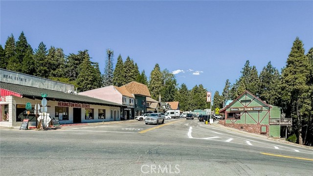 Detail Gallery Image 32 of 33 For 22903 Waters Dr, Crestline,  CA 92325 - 2 Beds | 2 Baths