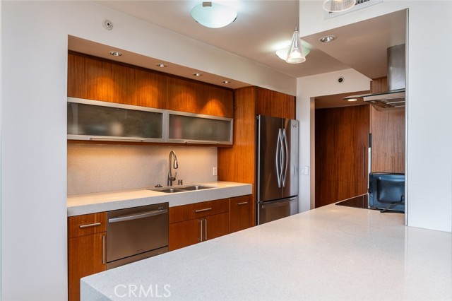 222 Monterey Road, Glendale CA: https://media.crmls.org/medias/3288949b-7041-4629-8f38-6a11c34e8f48.jpg