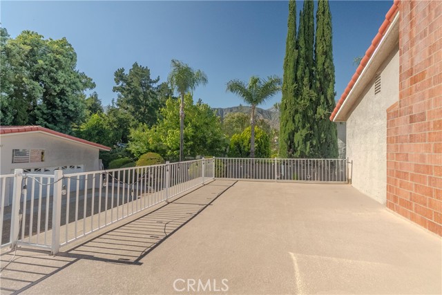 2241 N 1st Avenue, Upland CA: https://media.crmls.org/medias/32895130-5df7-4d75-926c-3b1937a7dc06.jpg