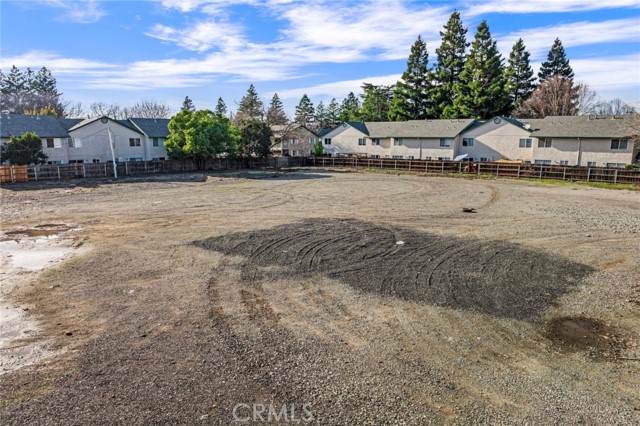 Detail Gallery Image 2 of 15 For 996 E 1st, Chico,  CA 95926 - – Beds | – Baths