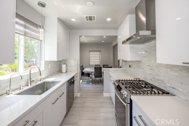 Detail Gallery Image 7 of 19 For 6146 Morella Ave, North Hollywood,  CA 91606 - 3 Beds | 2 Baths