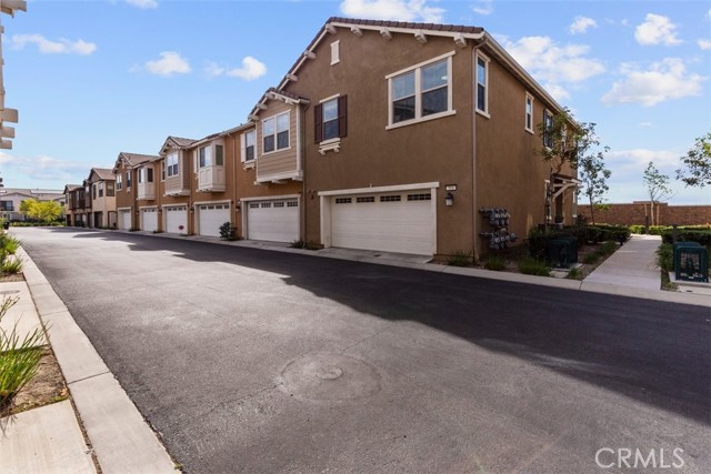 Detail Gallery Image 18 of 23 For 16502 Casa Grande #516,  Fontana,  CA 92336 - 3 Beds | 2/1 Baths