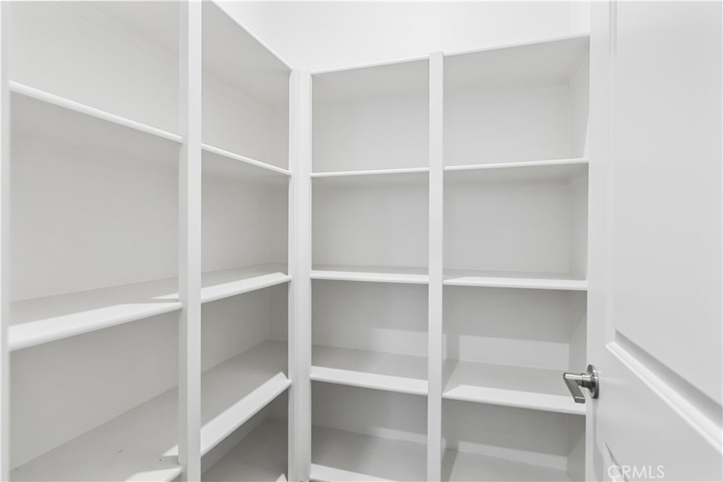 MLS #OC25112851 img 14