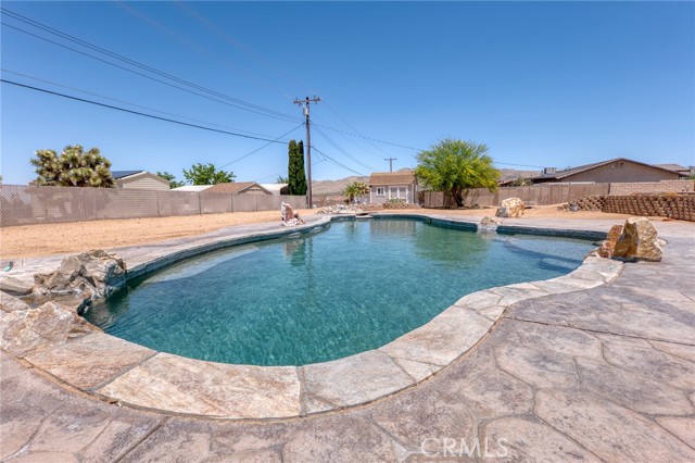 Detail Gallery Image 50 of 74 For 58598 Santa Maria Dr, Yucca Valley,  CA 92284 - 4 Beds | 3 Baths