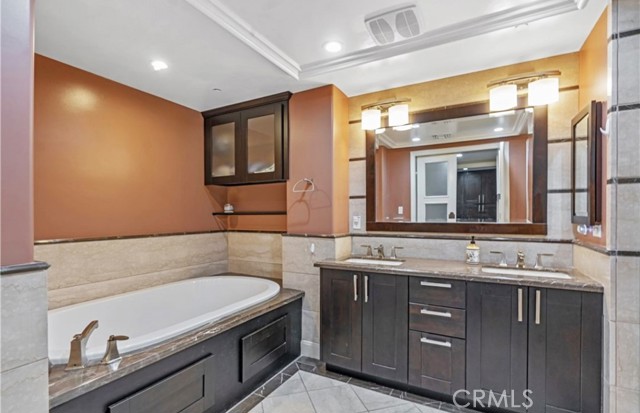 Detail Gallery Image 17 of 31 For 155 Cordova St #203,  Pasadena,  CA 91105 - 2 Beds | 2 Baths