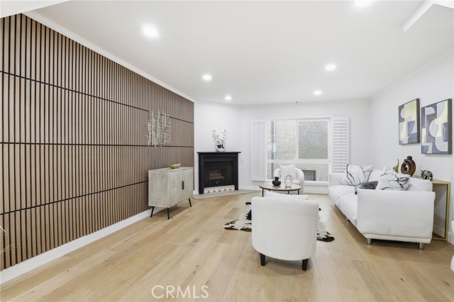 Detail Gallery Image 10 of 33 For 11119 Camarillo #104,  North Hollywood,  CA 91602 - 2 Beds | 2/1 Baths