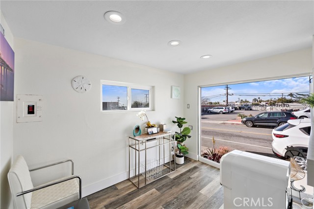 133 Avenida Granada, San Clemente, California 92672, ,Commercial Lease,For Rent,133 Avenida Granada,CROC25042577