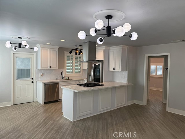 Detail Gallery Image 5 of 12 For 211 N Pasadena, Azusa,  CA 91702 - 3 Beds | 2 Baths