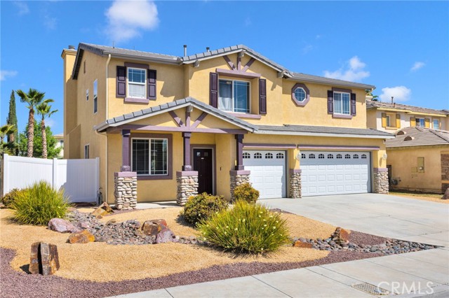 Detail Gallery Image 3 of 55 For 13798 Misty, Victorville,  CA 92392 - 5 Beds | 4 Baths