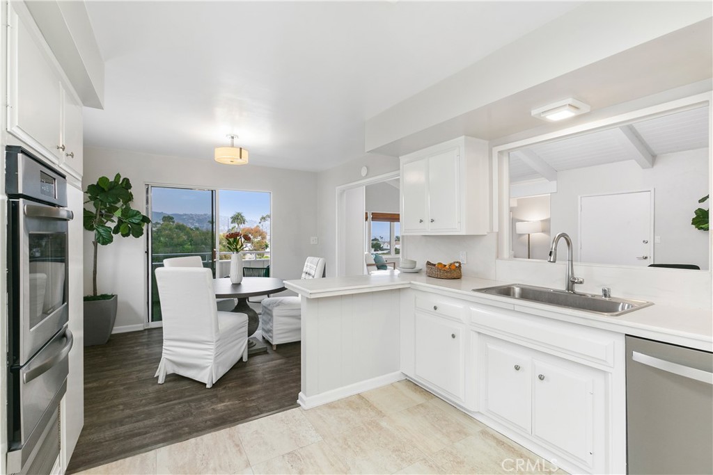 283 Dolphin Way
