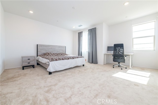 Detail Gallery Image 9 of 27 For 15907 Stresa Ln #10,  Fontana,  CA 92336 - 3 Beds | 2/1 Baths
