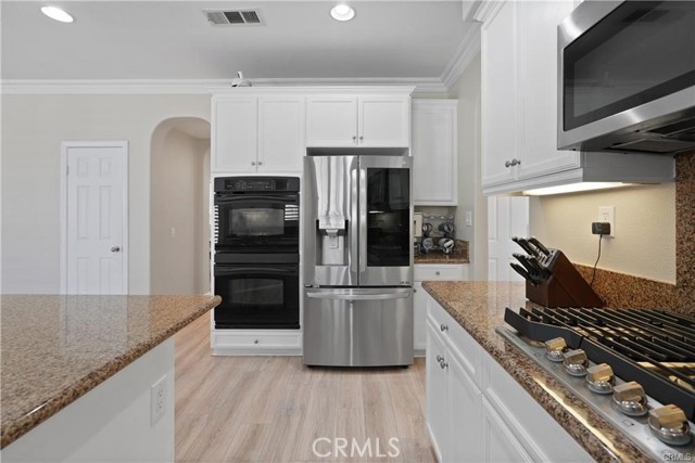 Image 19 of 40 For 29851 Fox Creek Drive