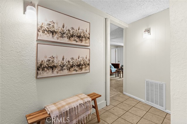 Detail Gallery Image 57 of 73 For 587 E 3rd, Chico,  CA 95928 - 5 Beds | 3 Baths