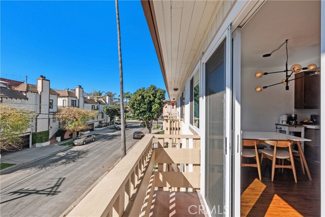 Detail Gallery Image 27 of 31 For 14005 Milbank St #7,  Sherman Oaks,  CA 91423 - 1 Beds | 1 Baths