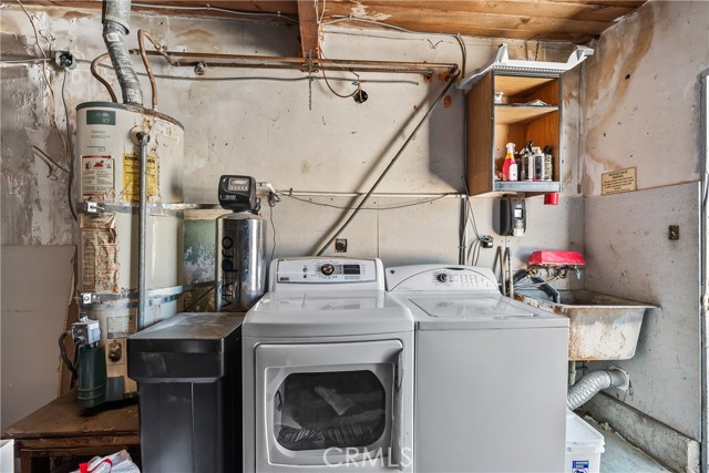 Detail Gallery Image 35 of 41 For 13540 Wilfrey Ave, La Mirada,  CA 90638 - 4 Beds | 2 Baths