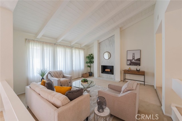 30243 Avenida Selecta, Rancho Palos Verdes CA: https://media.crmls.org/medias/3292942d-ad9d-4d7f-9cfd-3126dd272486.jpg