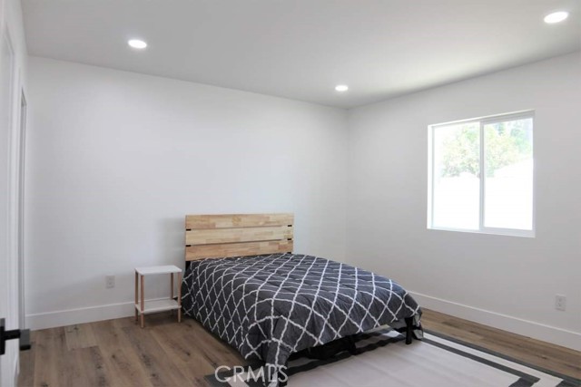 Image 6 of 19 For 8101 Taylor  