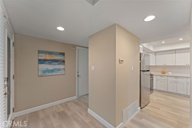 Detail Gallery Image 17 of 57 For 21 Queens Wreath, Irvine,  CA 92612 - 4 Beds | 2/1 Baths