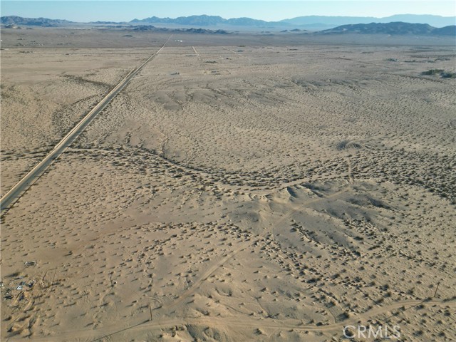 Detail Gallery Image 3 of 11 For 4093 Bullion Mountain Rd, Twentynine Palms,  CA 92277 - – Beds | – Baths