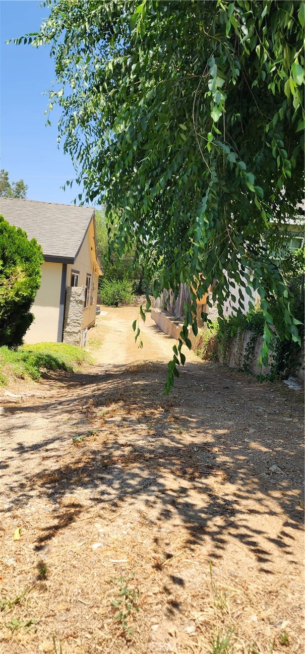 Image 10 of 27 For 35756 Grandview Drive