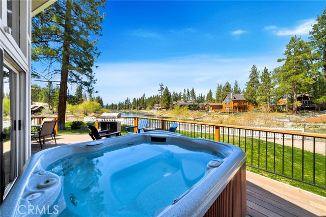 Detail Gallery Image 43 of 61 For 40034 Lakeview Dr, Big Bear Lake,  CA 92315 - 4 Beds | 3/1 Baths
