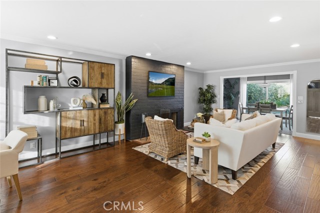 Detail Gallery Image 3 of 50 For 3640 Pine Avenue, Long Beach,  CA 90807 - 5 Beds | 3/1 Baths