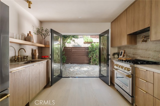 Image 12 of 40 For 1915 Avenue 52