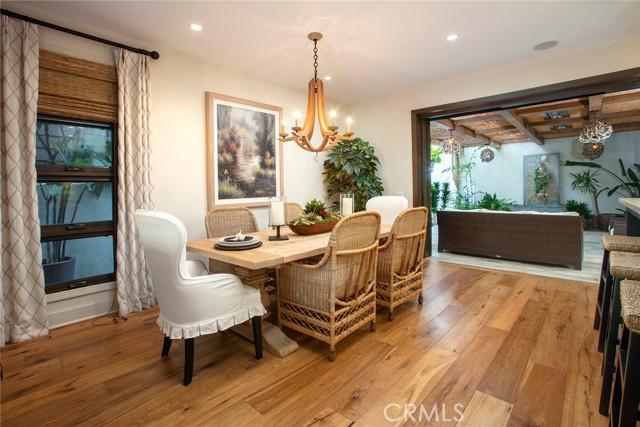 Detail Gallery Image 7 of 35 For 303 Poinsettia Ave, Corona Del Mar,  CA 92625 - 4 Beds | 3/1 Baths