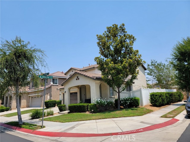 Detail Gallery Image 5 of 17 For 1662 Palermo Dr, Riverside,  CA 92507 - 3 Beds | 2/1 Baths