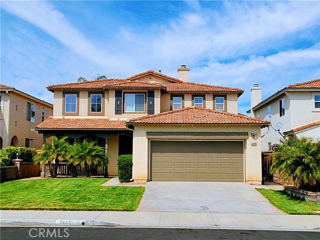 Detail Gallery Image 1 of 34 For 34619 Chinaberry, Winchester,  CA 92596 - 5 Beds | 3 Baths
