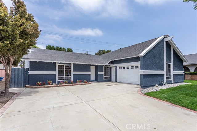 2377 Lee Street photo 1