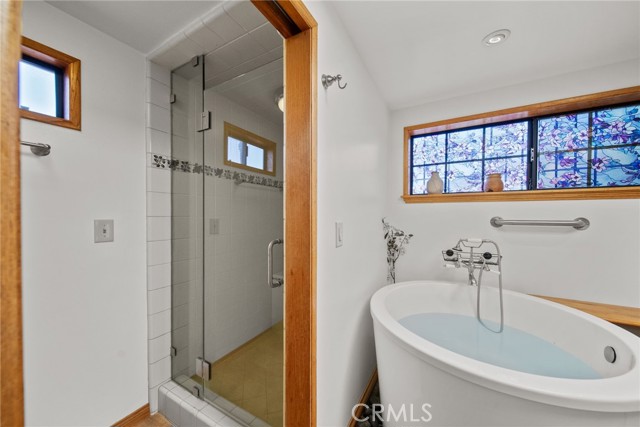 Detail Gallery Image 13 of 27 For 917 N Huntington, San Fernando,  CA 91340 - 4 Beds | 3 Baths