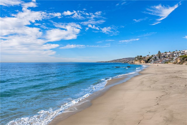 Detail Gallery Image 29 of 59 For 102 Blue Lagoon, Laguna Beach,  CA 92651 - 3 Beds | 3 Baths