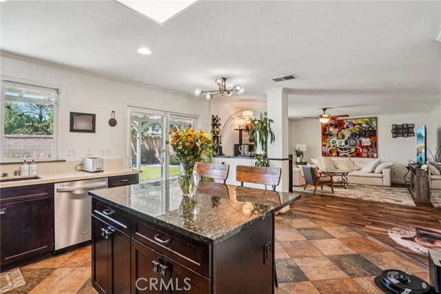 11700 Brandywine Place, Rancho Cucamonga CA: https://media.crmls.org/medias/329aa300-c03a-410b-8a54-9416c41415a0.jpg