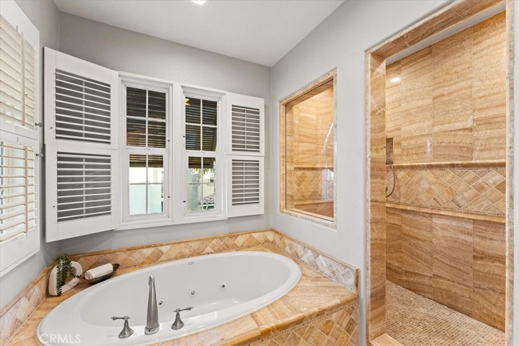 MLS #OC26157236 image #32