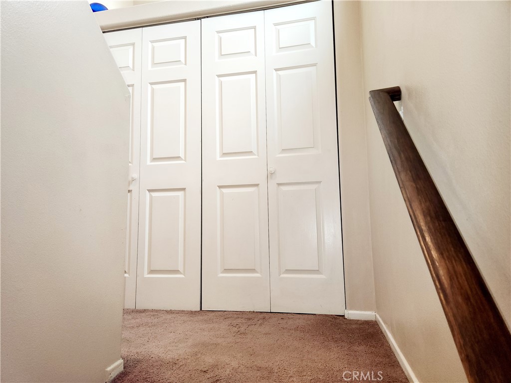 https://media.crmls.org/medias/329b3d41-55d6-40a2-93cd-4778228a9796.jpg?preset=X-Large