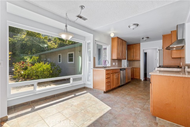 Detail Gallery Image 20 of 60 For 668 Patricia Dr, San Luis Obispo,  CA 93405 - 4 Beds | 2 Baths