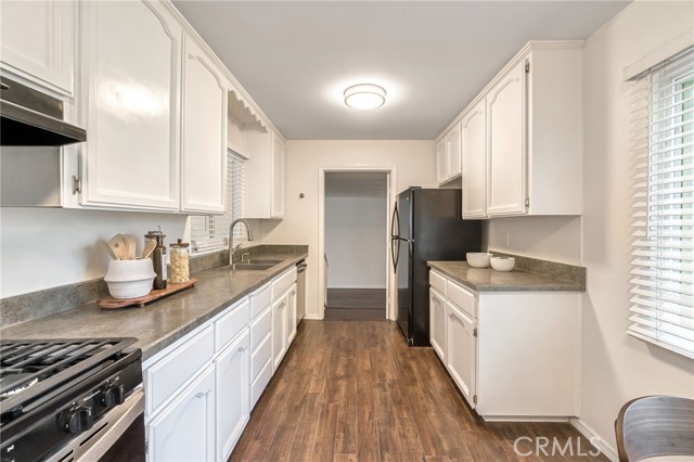 Detail Gallery Image 10 of 28 For 6048 N Del Mar, Fresno,  CA 93704 - 3 Beds | 2/1 Baths