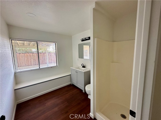 1013 Glacier, Barstow CA: https://media.crmls.org/medias/329c1dcb-2330-4b1e-922d-e30df5a38253.jpg