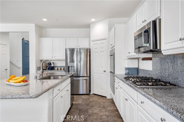 32172 Verbena Way, Temecula CA: https://media.crmls.org/medias/329c963f-3ef9-46eb-9797-e56f5063543f.jpg