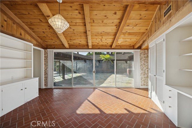 25 Buena Vista Avenue, San Luis Obispo CA: https://media.crmls.org/medias/329cb0c1-125a-43ec-ba5b-faff9561c31f.jpg