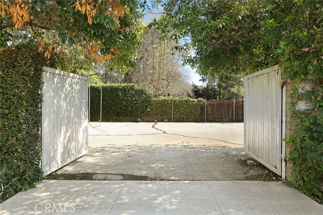 3625 Lombardy photo 49