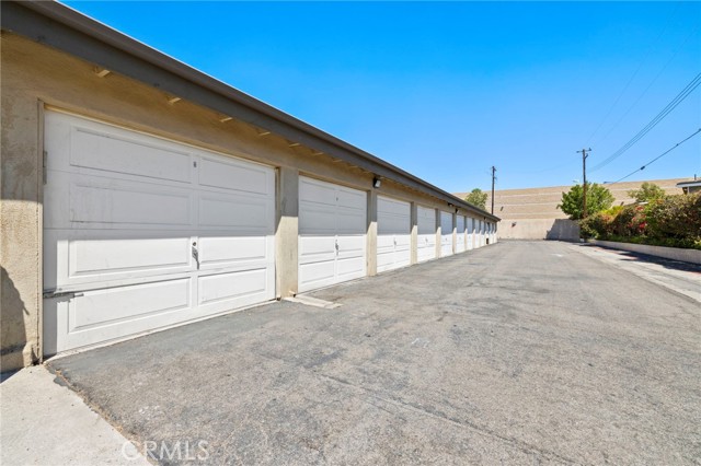 Detail Gallery Image 25 of 29 For 2295 N Tustin St #25,  Orange,  CA 92865 - 1 Beds | 1 Baths