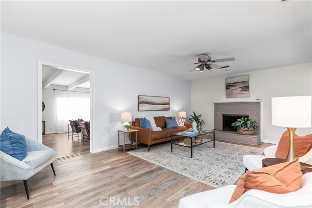 Detail Gallery Image 17 of 41 For 9006 Haveteur Way, San Diego,  CA 92123 - 3 Beds | 2 Baths